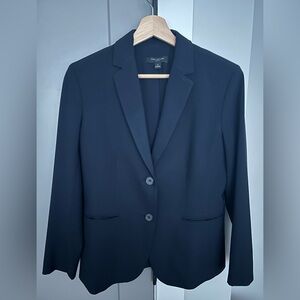 Ann Taylor 8 PETITE navy two button blazer